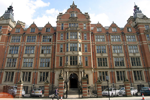 伦敦政治经济学院 London School of Economics and Political Science